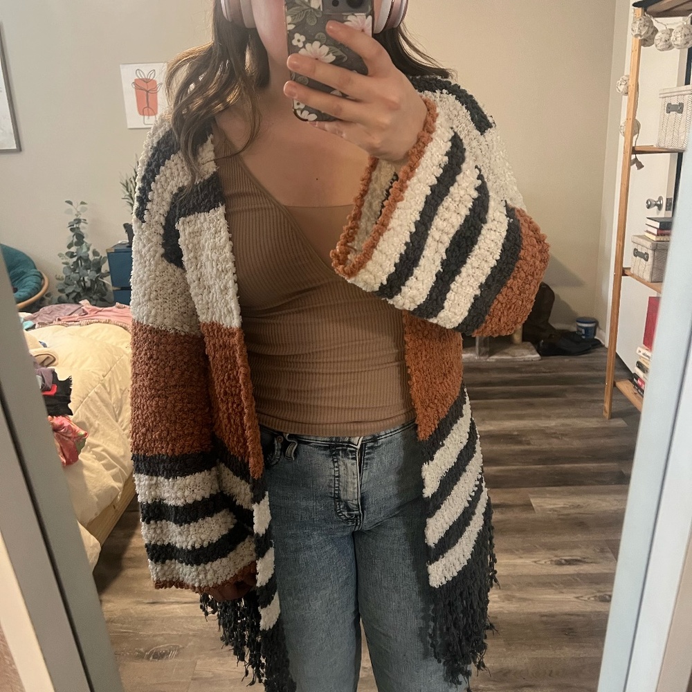 Oversized Boutique Striped Cardigan Size S